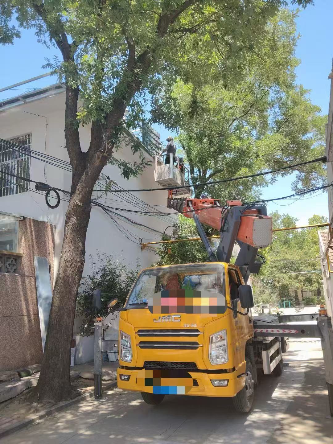 聂荣县高空作业车能吊装重物吗？最大承载多少公斤？